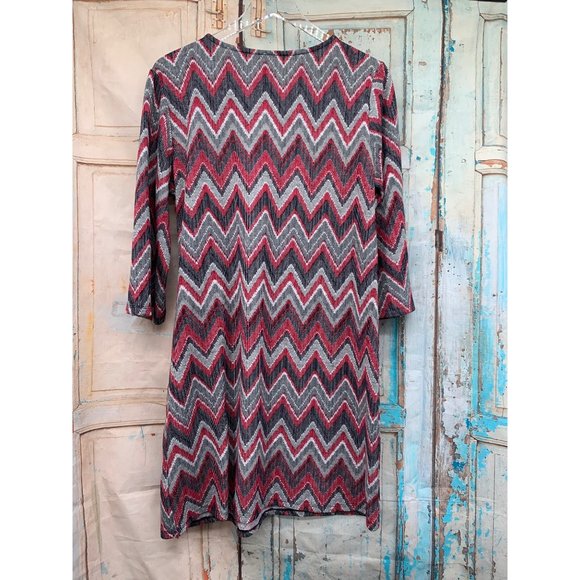 Tacera Dress Woman LG Red Gray and Black Zig Zag Print - Picture 3 of 4